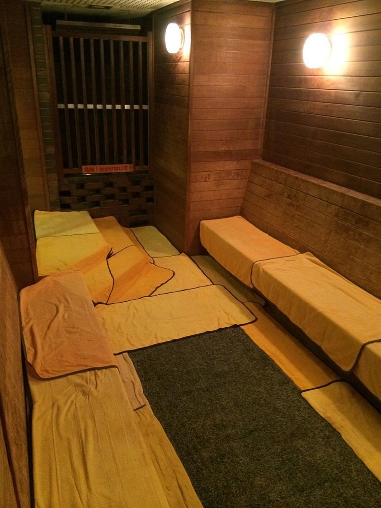 Capsule Hotel Asahi Plaza Shinsaibashi Osaka Exterior photo